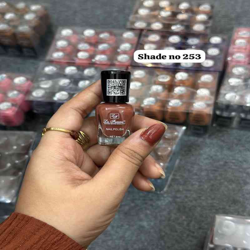 La Femme Nail Polish 4ml Shade 253